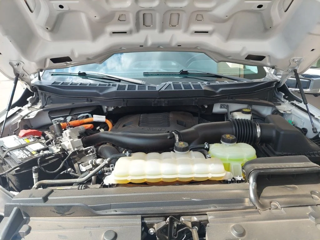 Used 2021 Silver Ford Lariat image 47