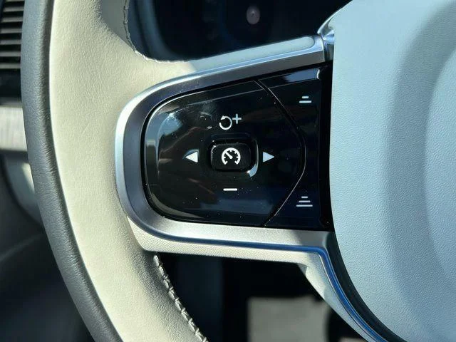 New 2025 White Volvo T8 Plus image 27