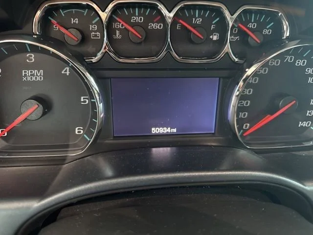 Used 2018 RED QUARTZ TINTCOAT GMC SLT image 3