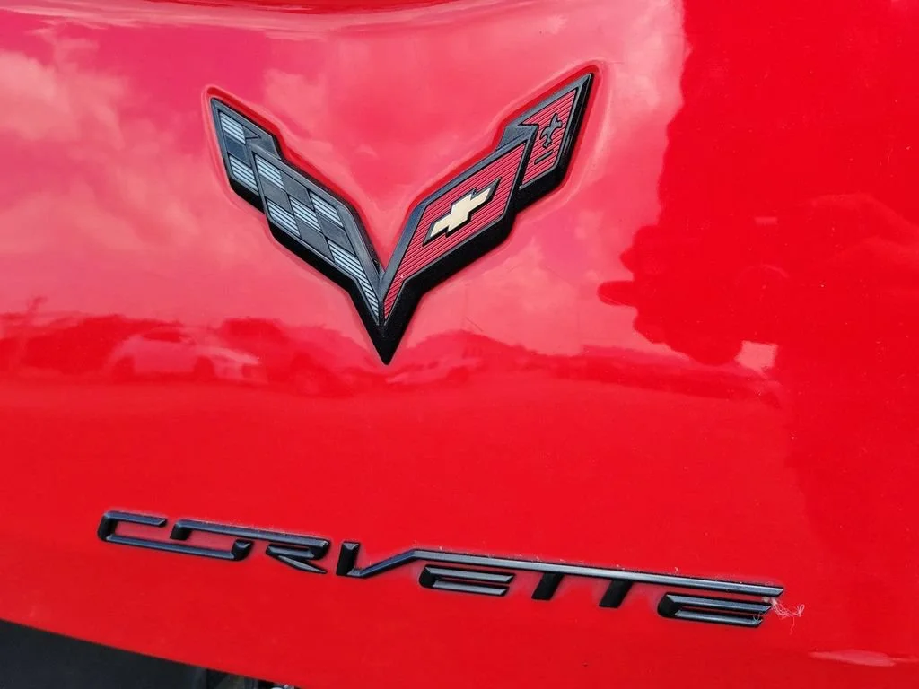 Certified Used 2018 TORCH RED Chevrolet 1LT image 27