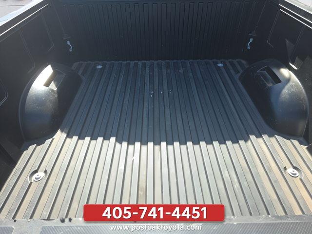 Used 2025  Toyota SR5 image 27
