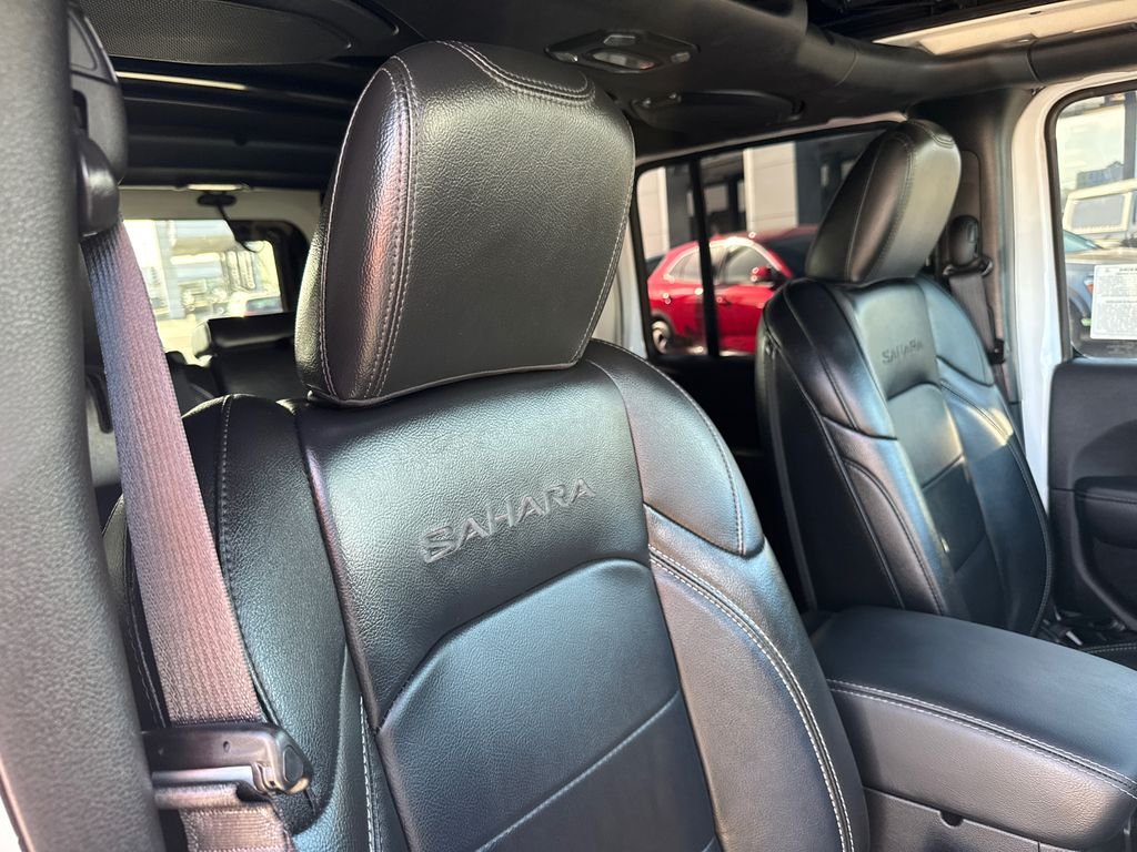 Certified Used 2022 White Jeep Unlimited Sahara 4xe image 16