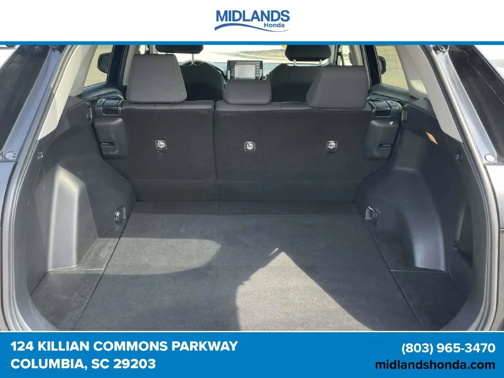 Used 2021 Midnight Black Metallic Toyota XLE image 8