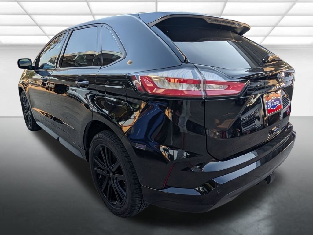 Used 2022 Black Ford ST-Line image 2