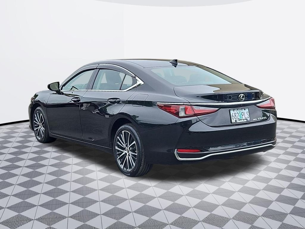 Used 2022 Black Lexus 250 image 4