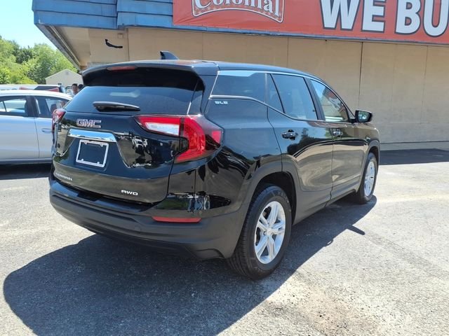 Used 2023 Black GMC SLE image 5