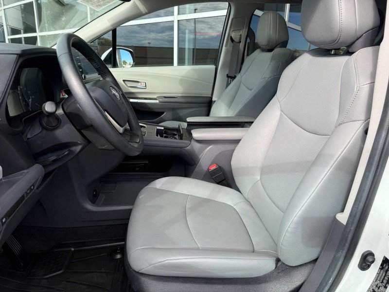 Used 2024 Pearl Toyota XLE image 17