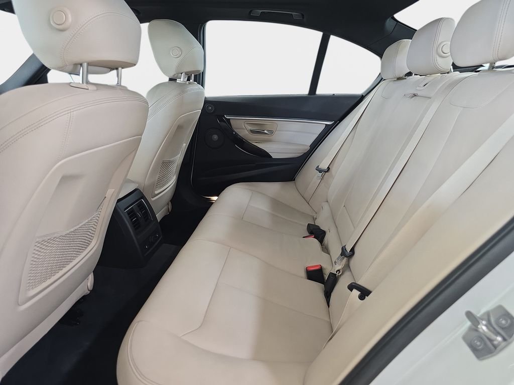 Used 2016 Mineral White Metallic BMW 328i xDrive image 14
