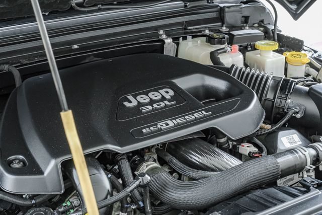 Used 2022 Gray Jeep Rubicon image 69