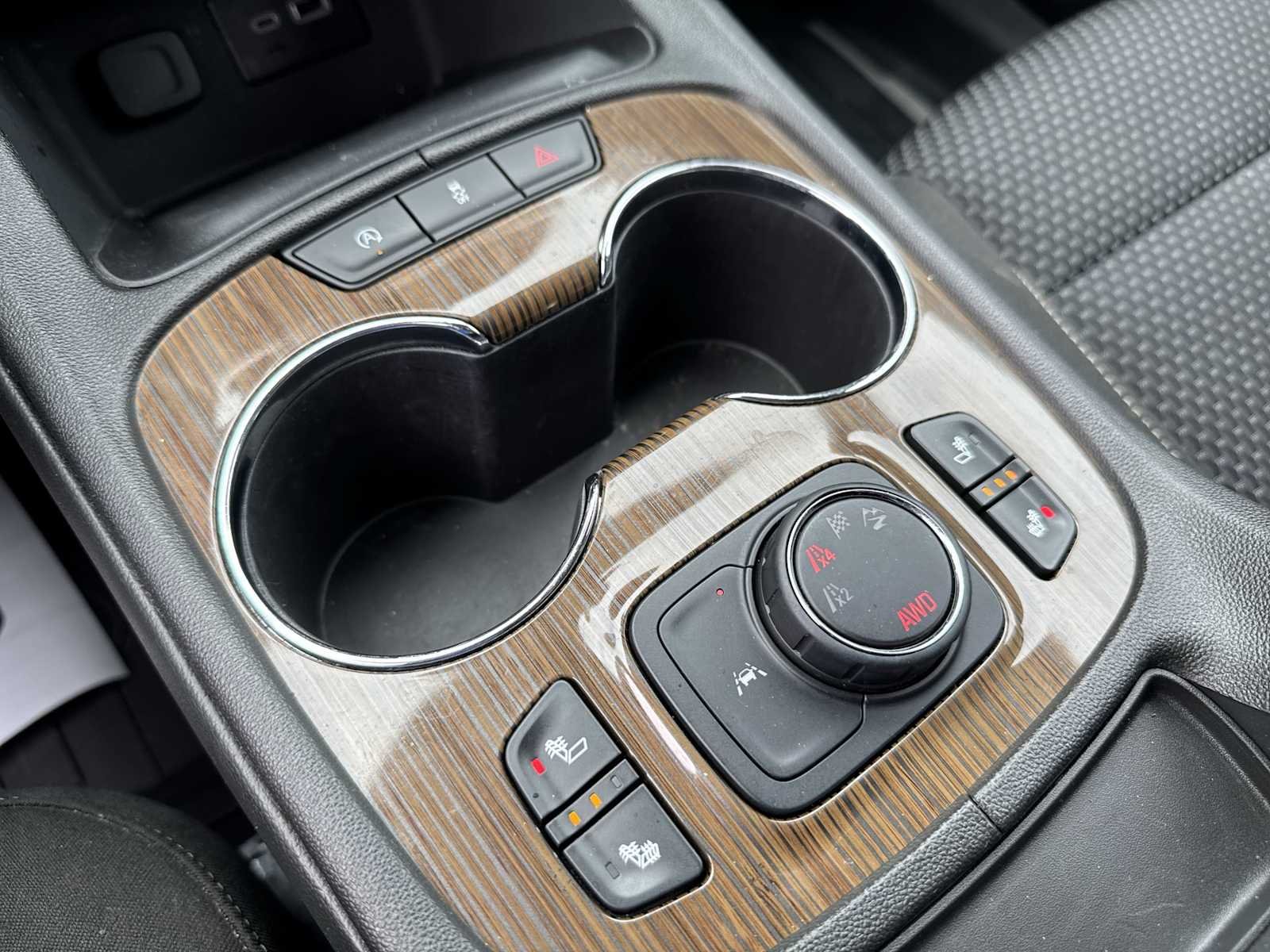 2023 GMC Acadia SLE - Photo 34