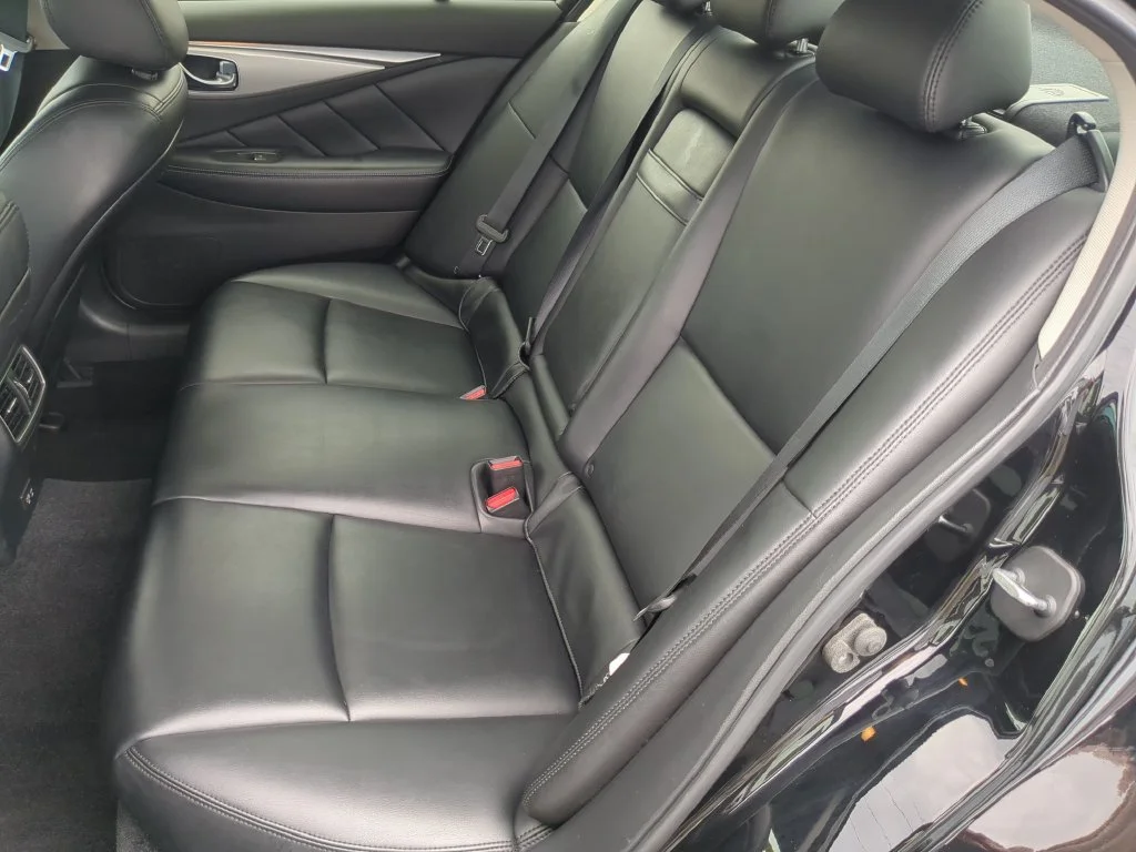 Used 2021 Black INFINITI 3.0t LUXE image 16