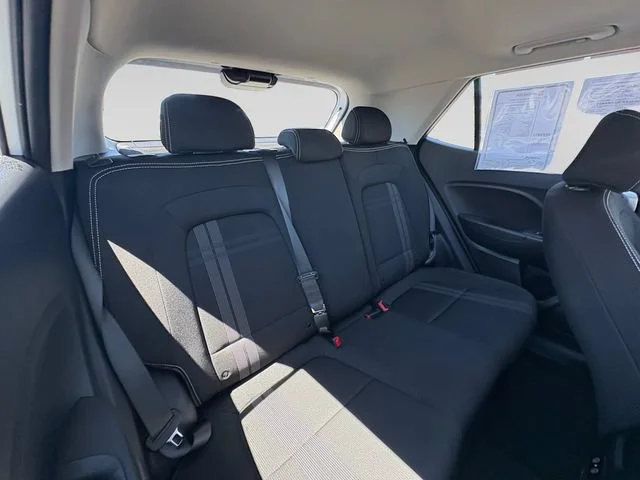 Used 2025 Lunar White Hyundai SEL image 28