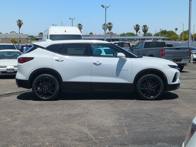 Used 2022 Summit White Chevrolet 2LT image 9