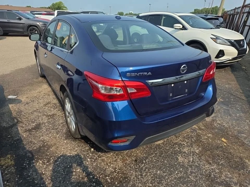 Used 2018 Blue Nissan SV image 5