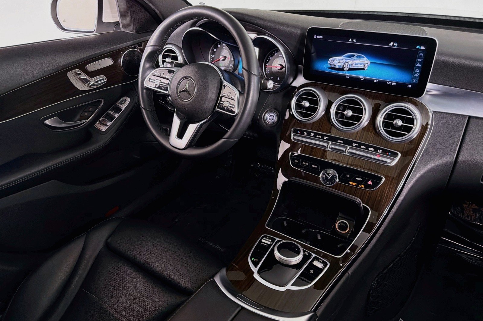 Used 2020 Polar White Mercedes-Benz C 300 image 16