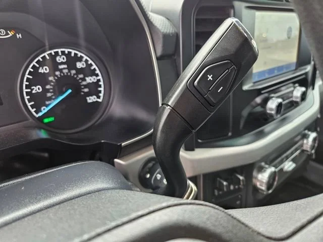 Used 2022 White Ford XL image 23
