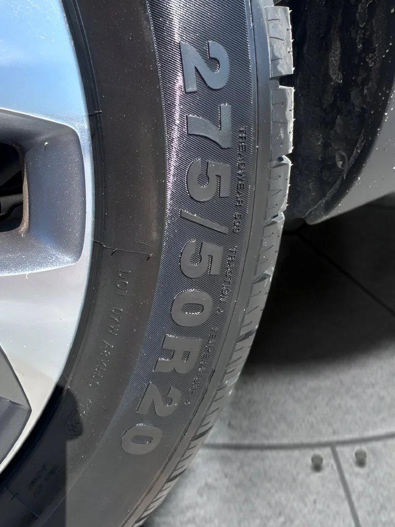 Used 2020 Silver Mercedes-Benz GLE 350 image 33