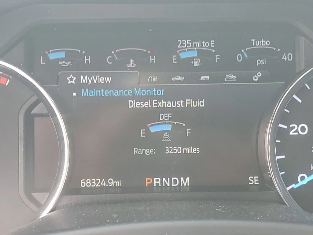 Used 2022 Blue Ford LARIAT image 18