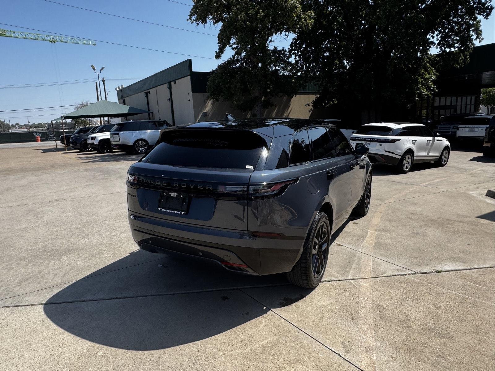 Used 2026 Varesine Blue Land Rover Dynamic SE image 6