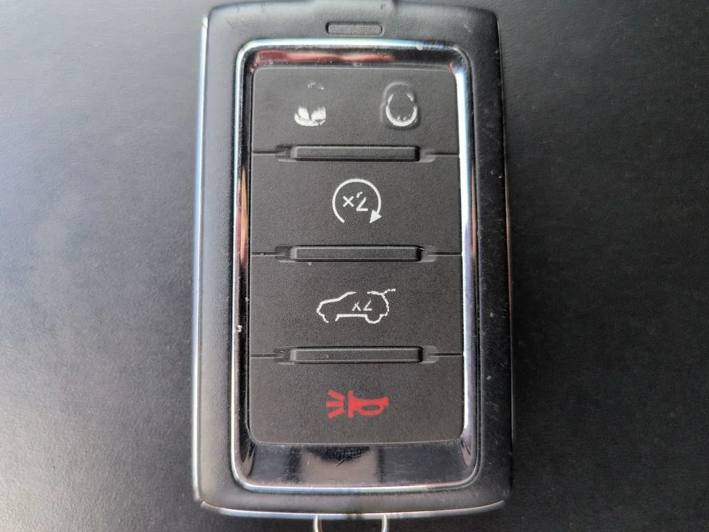 2024 Jeep Grand Cherokee Summit - Photo 32