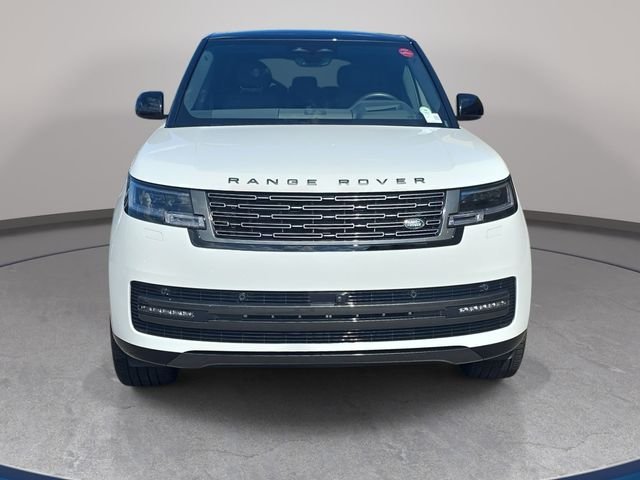 New 2026 Fuji White Land Rover SE LWB image 2
