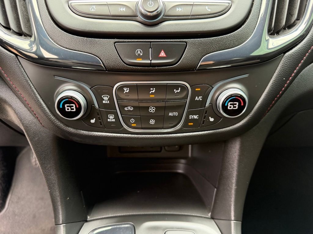 Used 2022 Summit White Chevrolet RS image 23