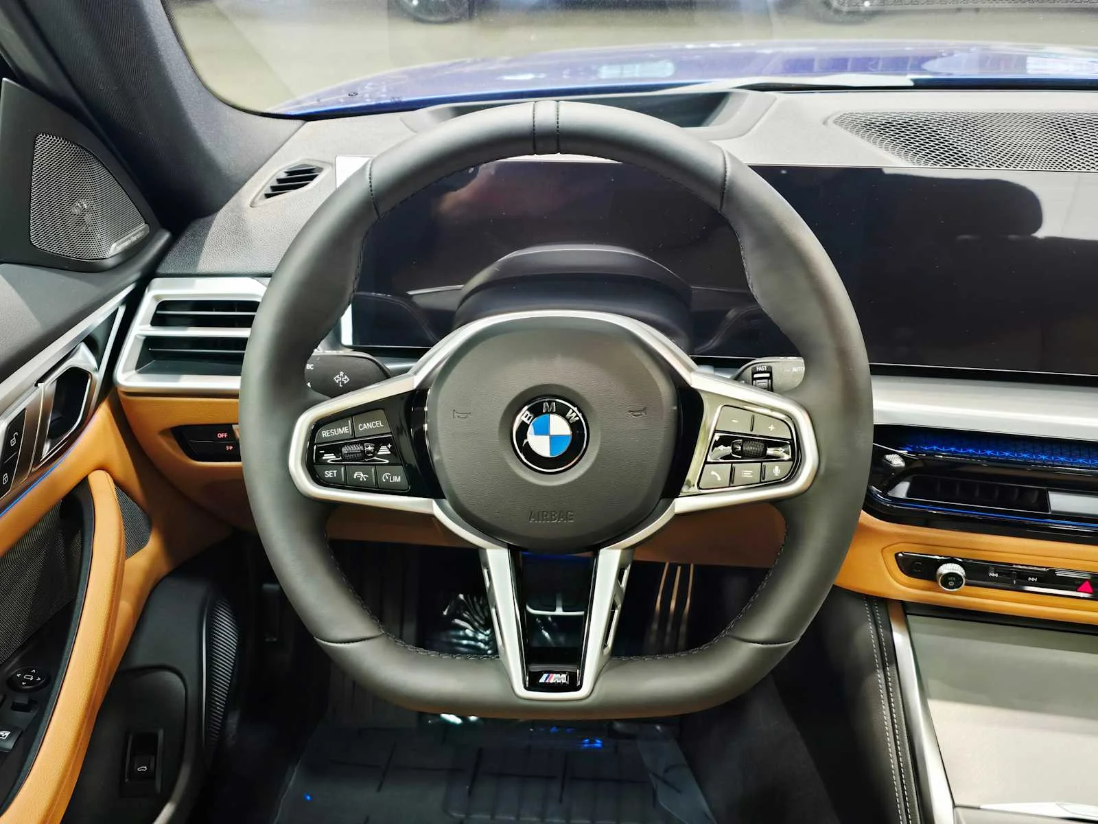 New 2026 Portimao Blue Metallic BMW xDrive40 image 11