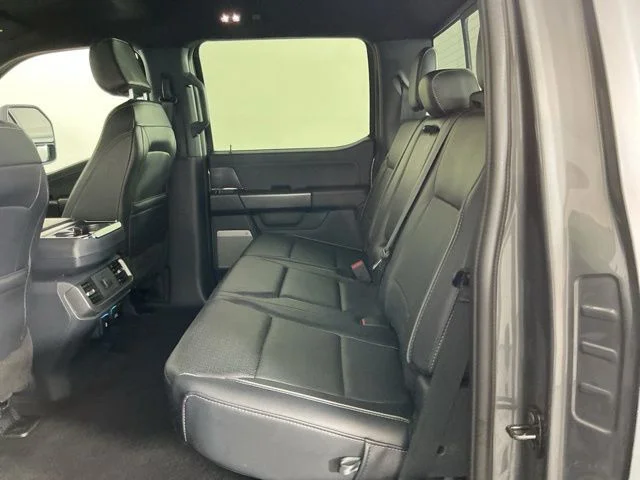 Certified Used 2024  Ford Lariat image 29