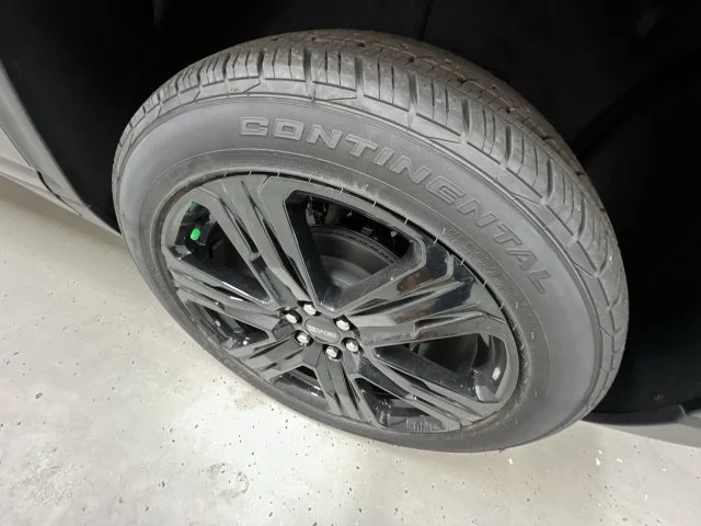 New 2026 Ebony Twilight Metallic GMC Elevation image 34
