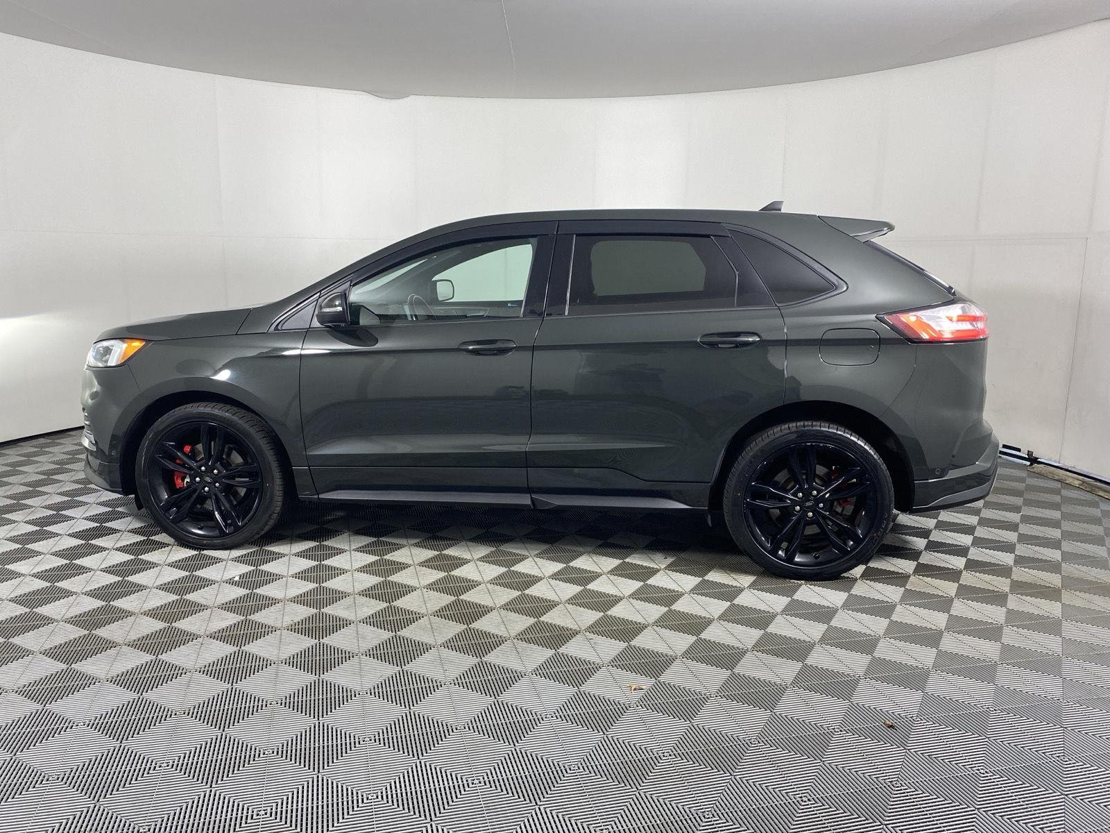 Used 2022 Forged Green Ford ST image 4