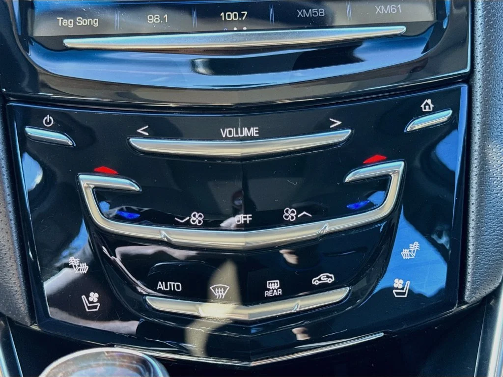 Used 2013 Silver Cadillac Premium image 18