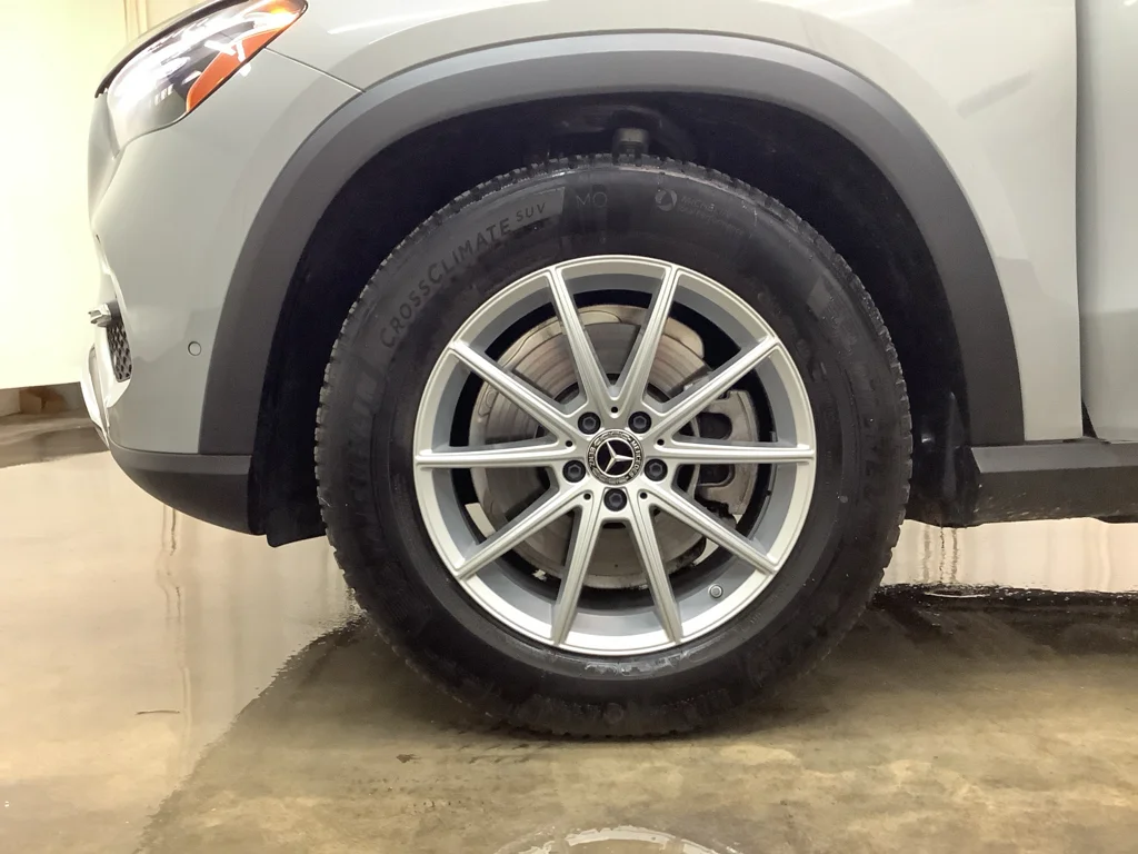 Used 2024 MANUFAKTUR Alpine Grey Mercedes-Benz GLE350 4MATIC® image 25