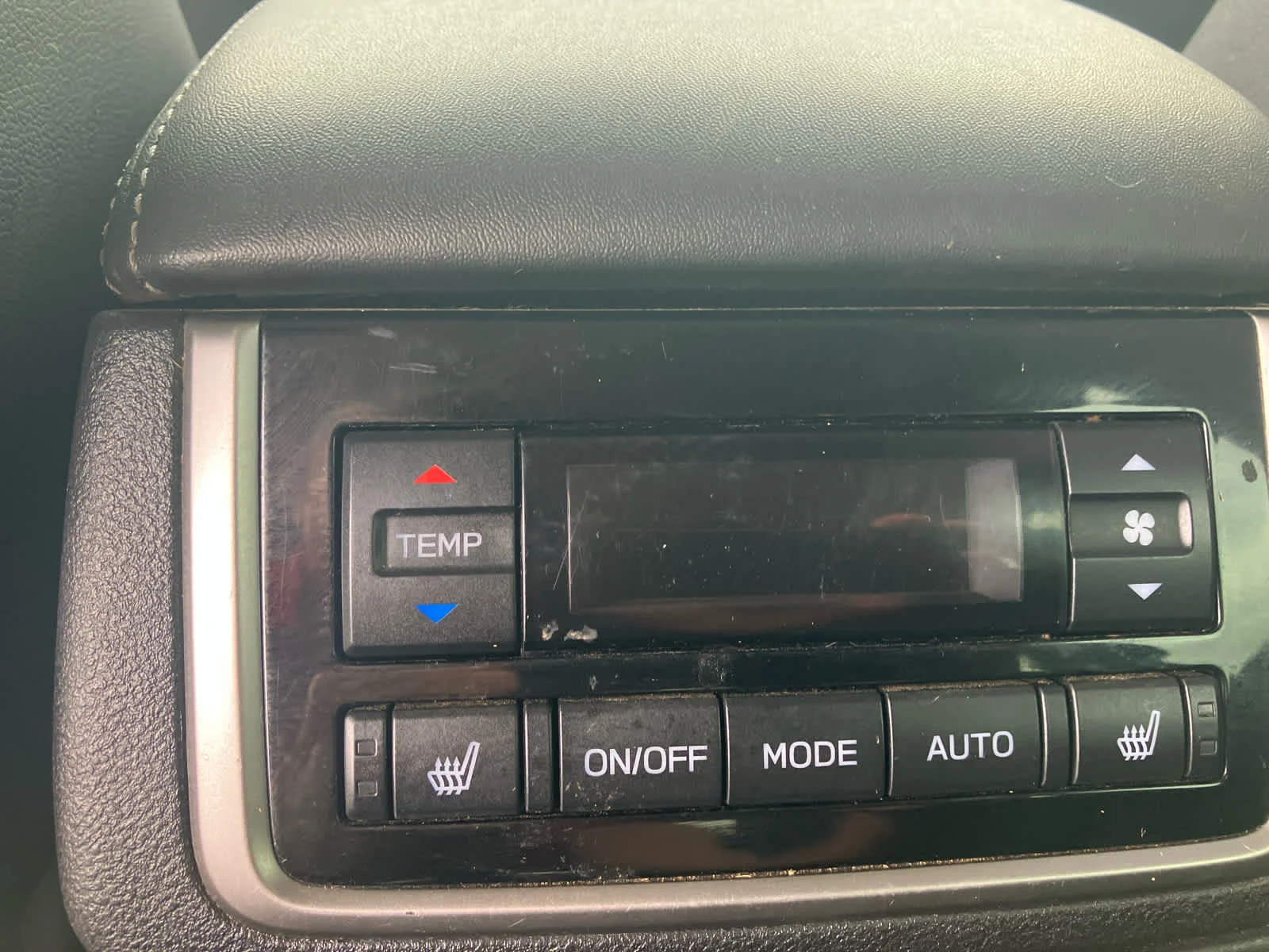 Used 2019 Magnetite Gray Metallic Subaru Limited image 38