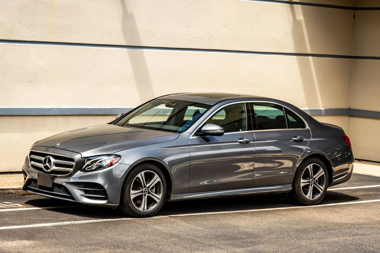 Used 2018 Gray Mercedes-Benz E 300 image 3