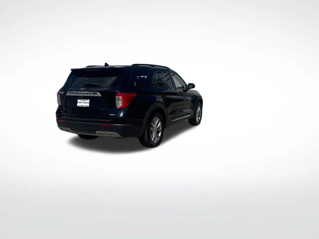 Used 2020 Black Ford XLT image 5