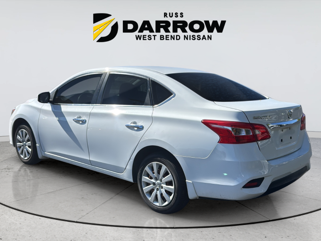 Used 2016 White Nissan S image 3