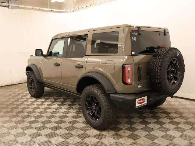 New 2026 Marsh Gray Ford Badlands® image 25
