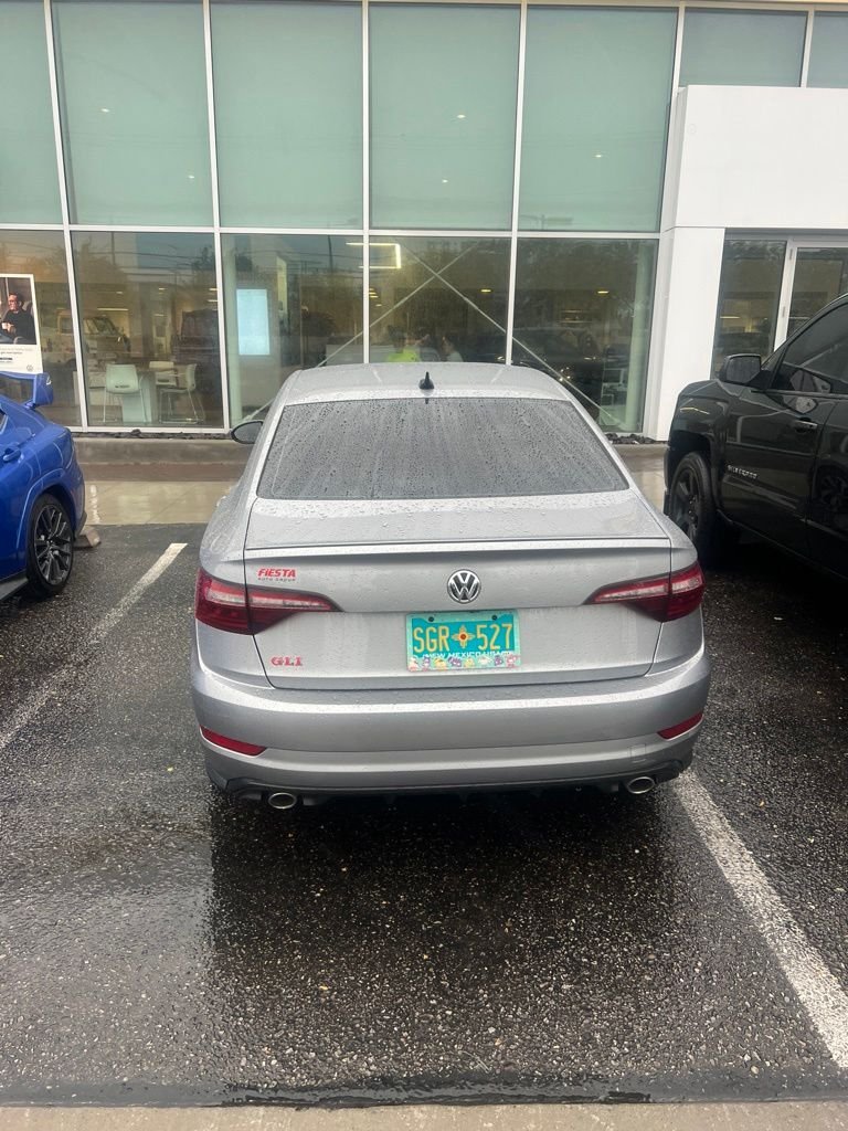 Used 2020 Silver Volkswagen 2.0T S image 4