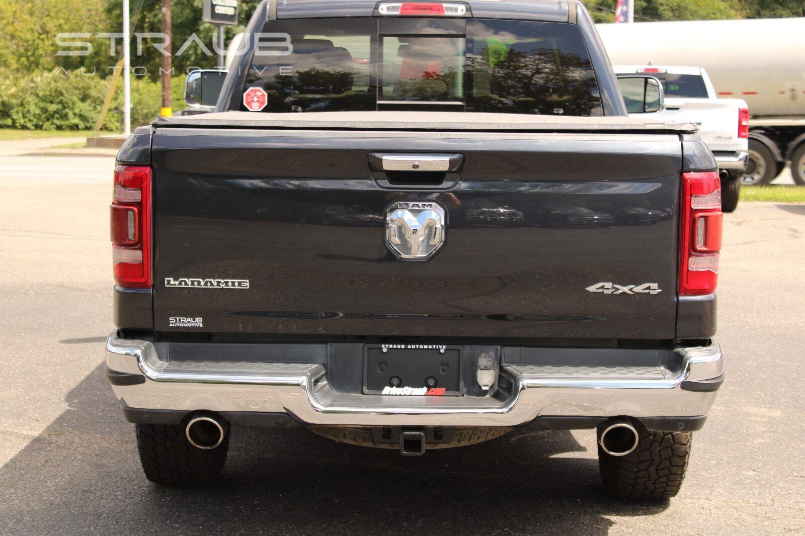 Used 2019 Maximum Steel Metallic Clearcoat Ram Laramie image 7