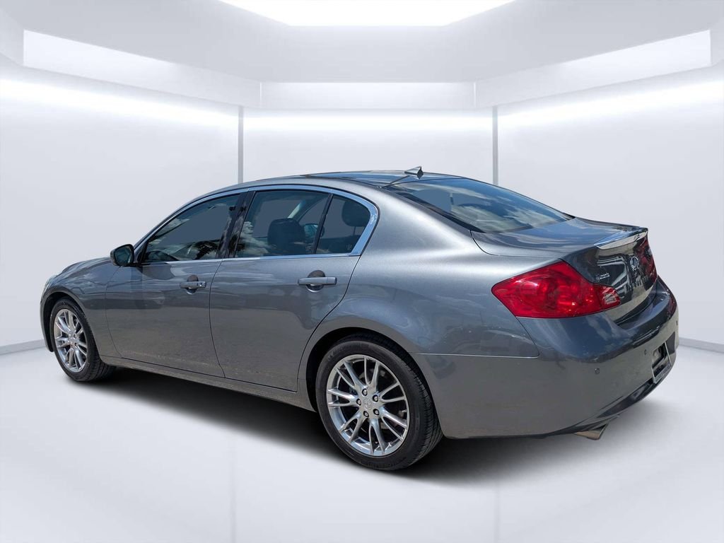 Used 2011 Gray INFINITI Journey image 5