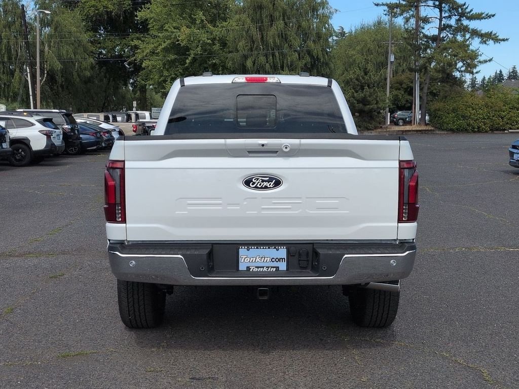 New 2026 Star White Metallic Tri-Coat Ford Lariat® image 38