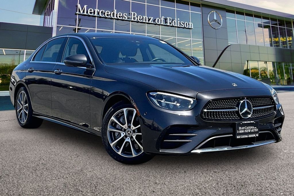 2023 Mercedes-Benz E-Class E450 4MATIC's photo