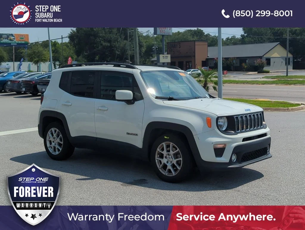 Used 2020 White Jeep Latitude image 9