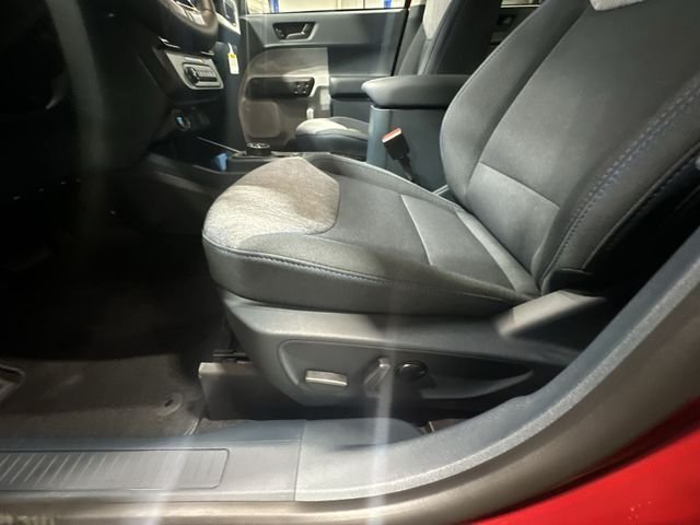 New 2026 Ruby Red Metallic Tinted Clearcoat Ford XLT image 18
