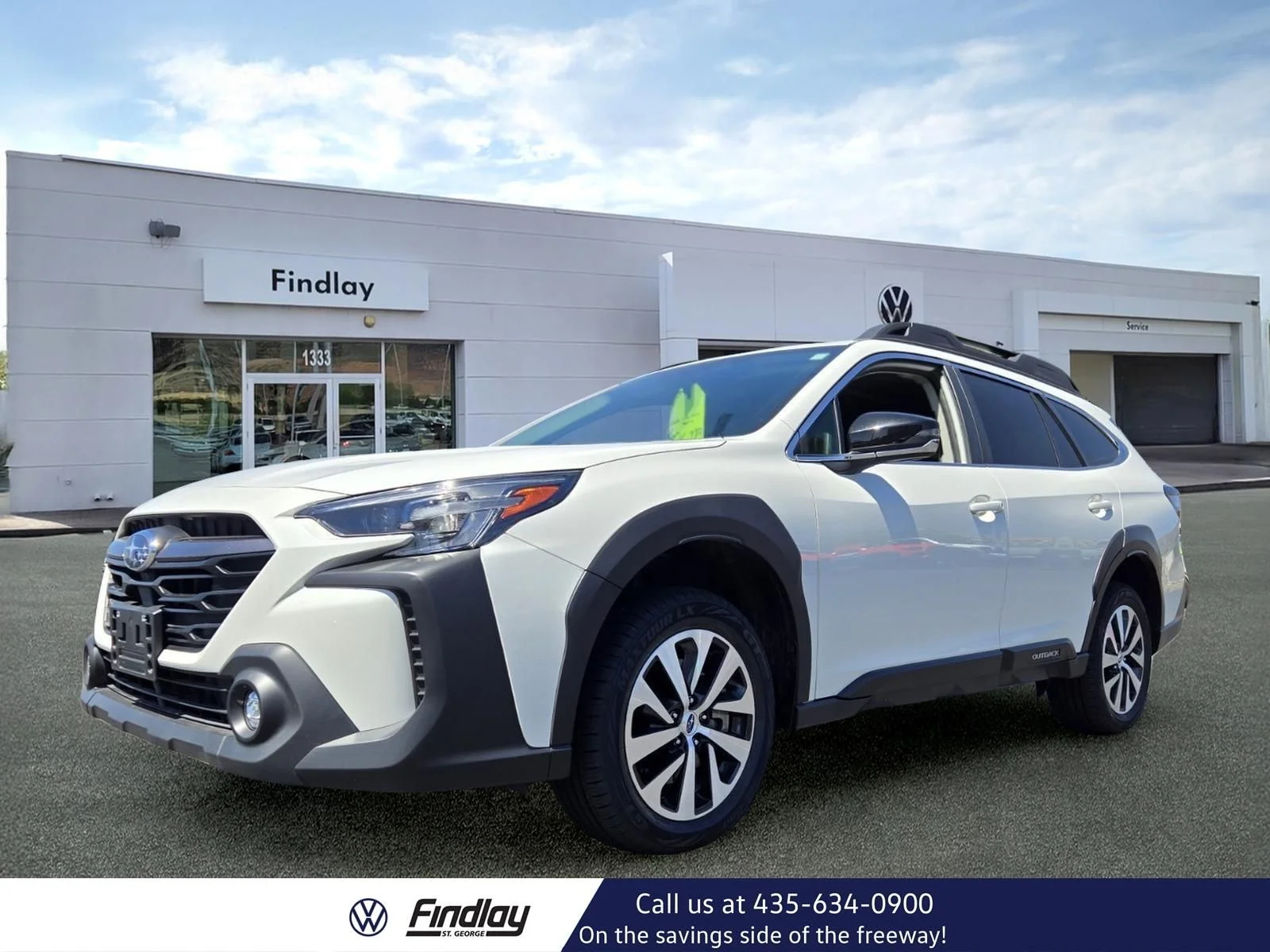 2024 Subaru Outback Premium's photo