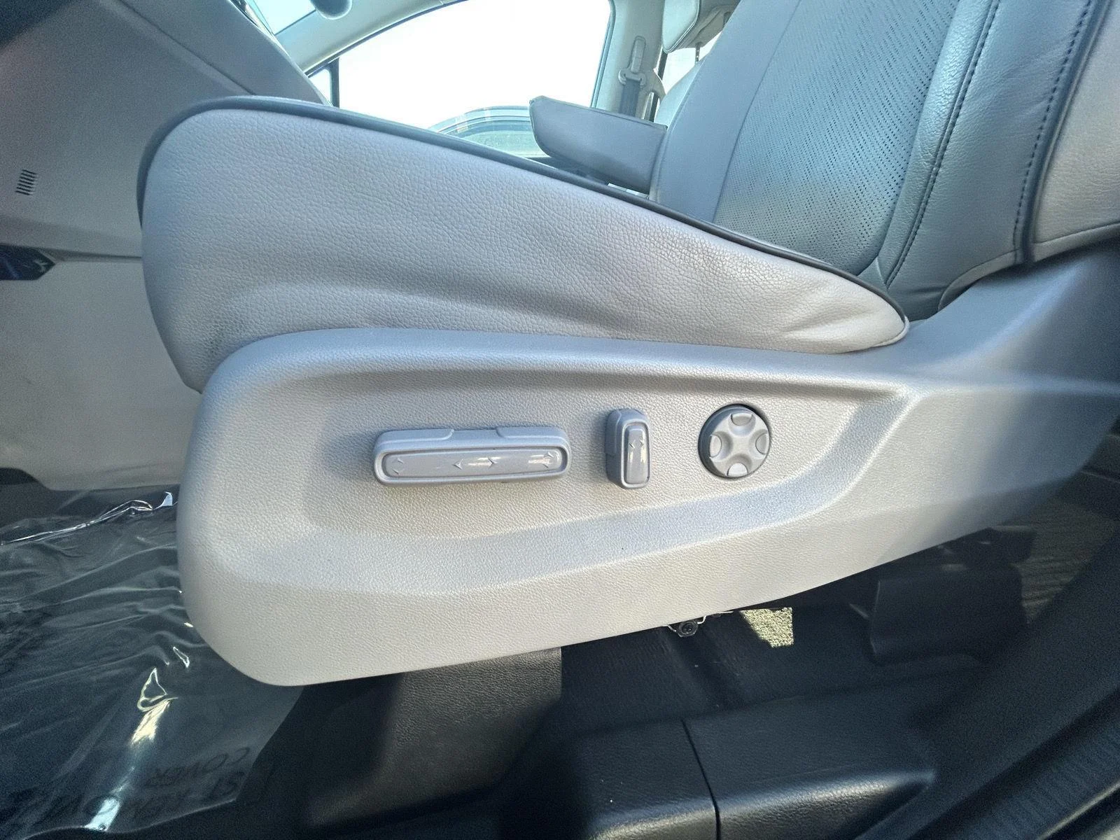 2024 Honda Odyssey Elite - Photo 11