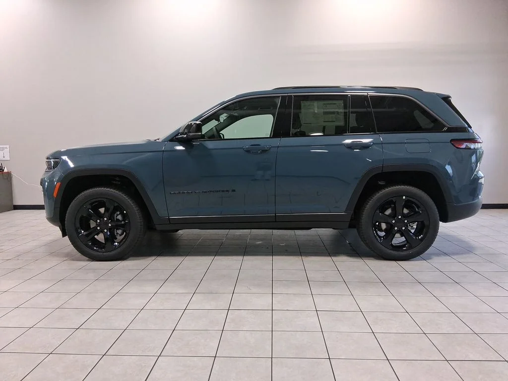 New 2026 Steel Blue Jeep Limited image 5