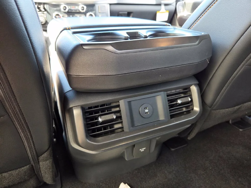 New 2026 Oxford White Ford Tremor® image 19