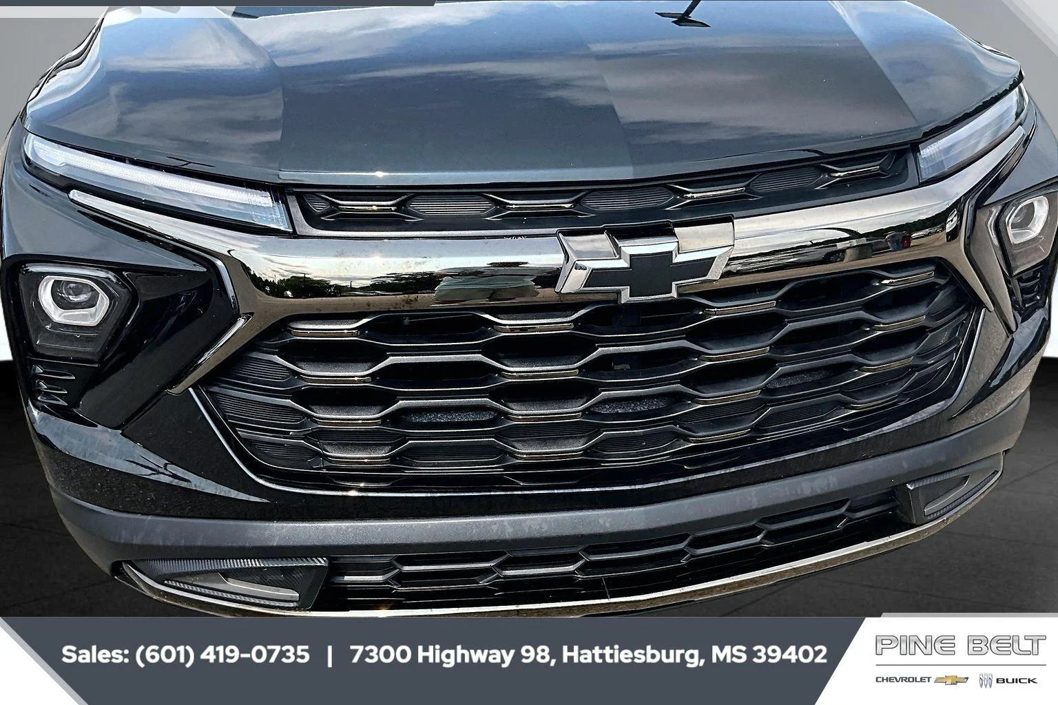 Used 2024 Mosaic Black Metallic Chevrolet ACTIV image 22