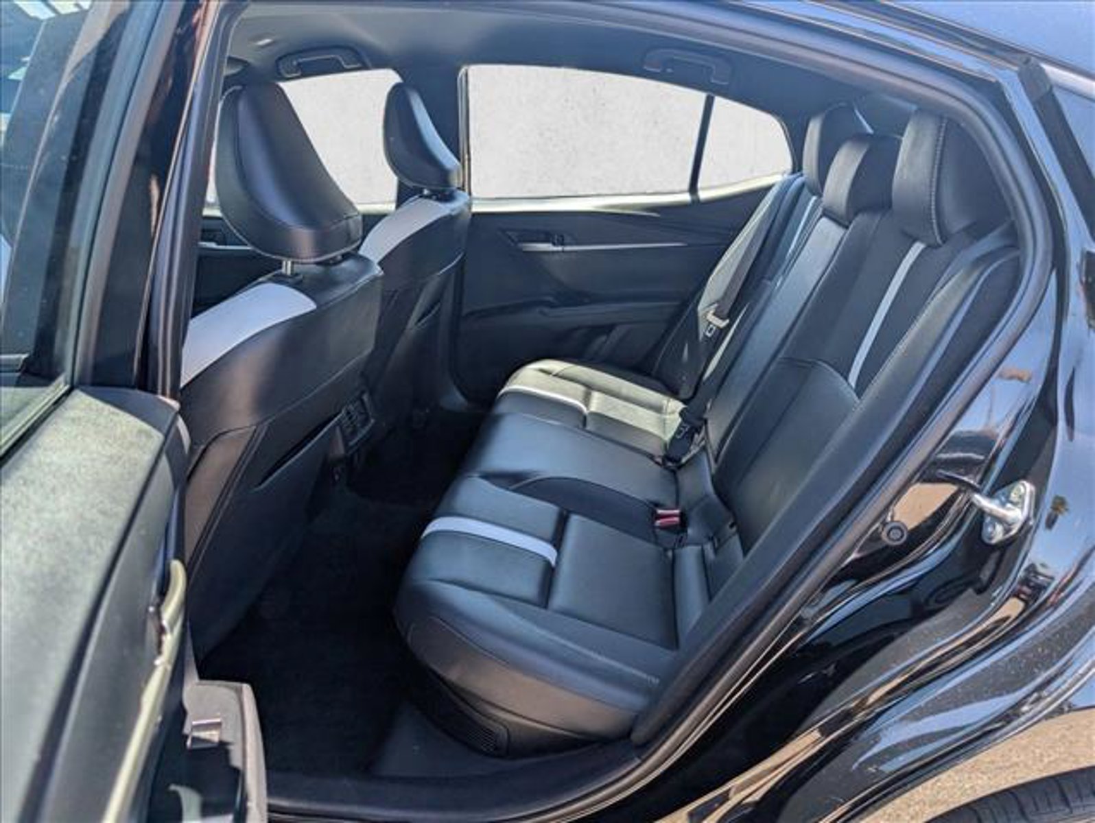 Used 2025 Midnight Black Metallic Toyota SE image 17